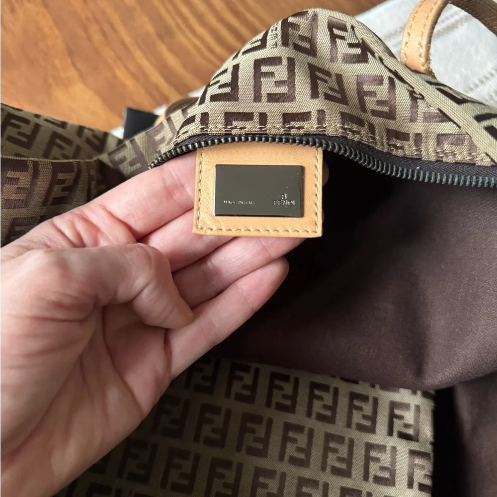 Fendi Signature Brown and Tan Tote - Picture 7 of 11